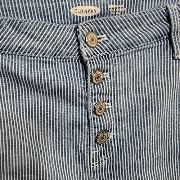 Old Navy jeans Rockstar Button up size 14 - Picture 2 of 4